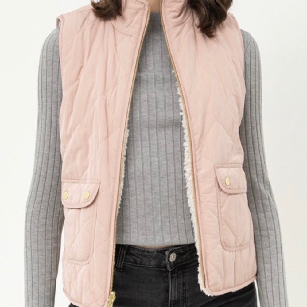 Reversable Sherpa Vest - Baby Pink Light Blush